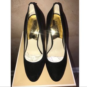 Michael Kors York Pump Black Suede